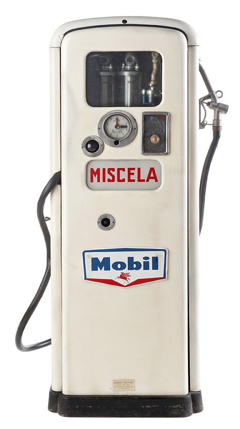 123-benaglia-gas-pump-mobil-mobil-19591